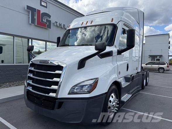 Freightliner CASCADIA 116 Tahače