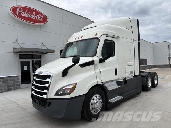 Freightliner CASCADIA 116 Tahače