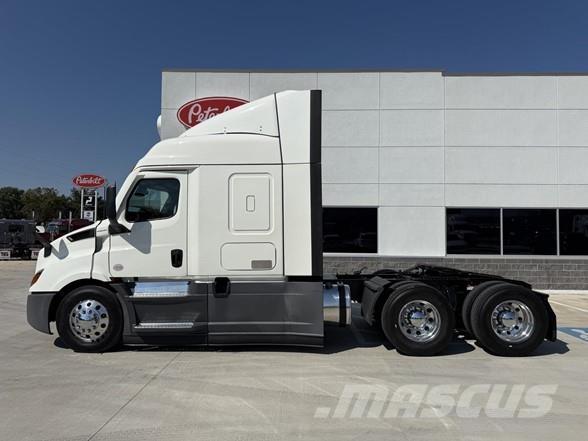 Freightliner CASCADIA 116 Tahače