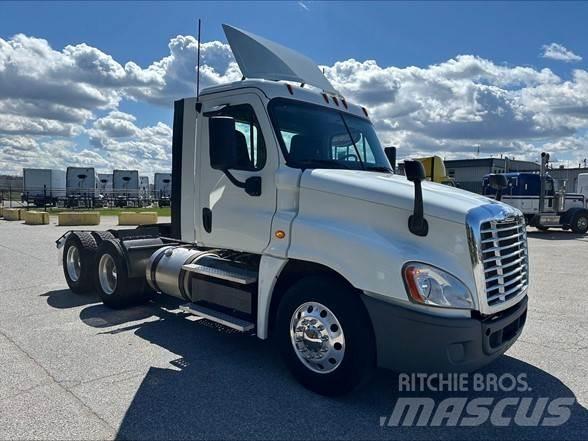 Freightliner CASCADIA 125 Tahače