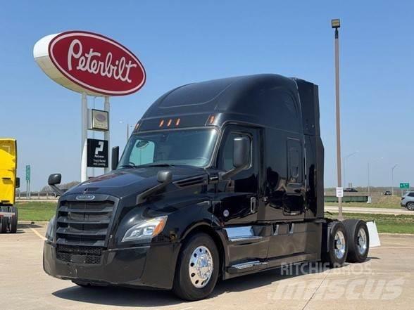 Freightliner CASCADIA 126 Tahače