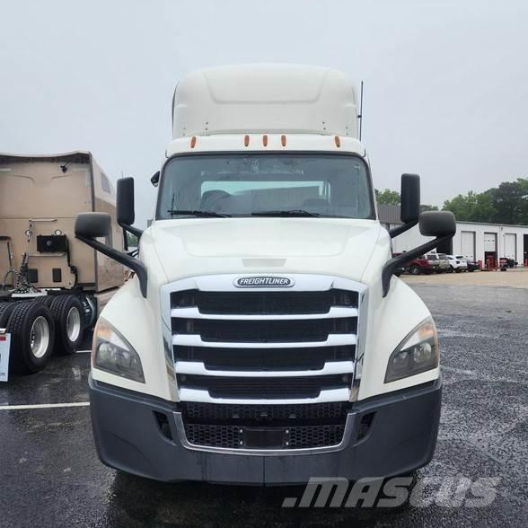Freightliner CASCADIA 126 Tahače