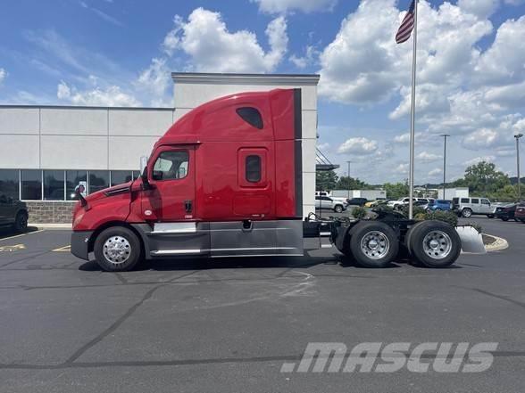Freightliner CASCADIA 126 Tahače
