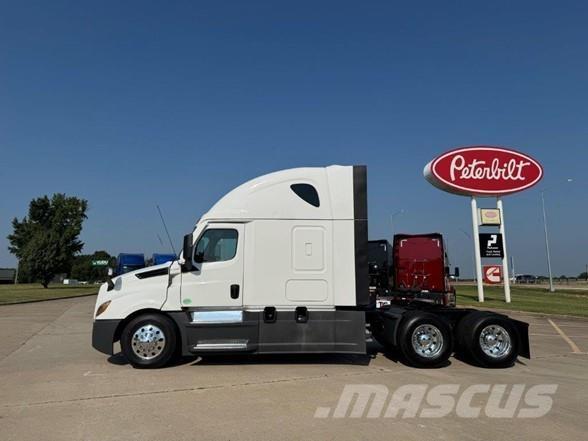 Freightliner CASCADIA 126 Tahače