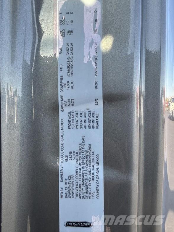 Freightliner CASCADIA 126 Tahače