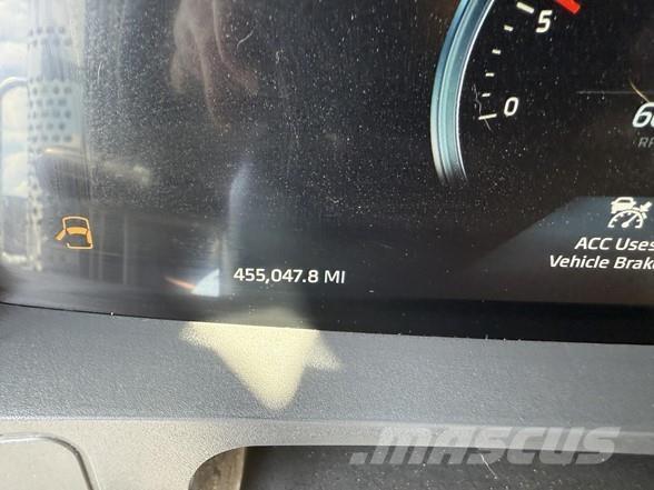 Kenworth T880 Tahače