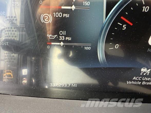 Kenworth T880 Tahače