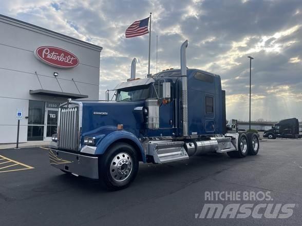 Kenworth W900 Tahače