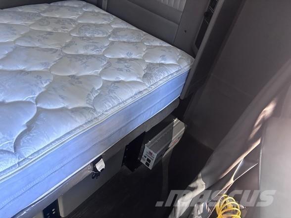 Kenworth W900B Tahače