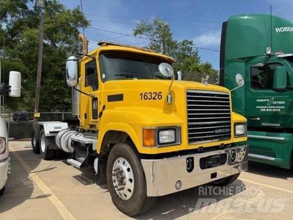 Mack PINNACLE CHU613 Tahače