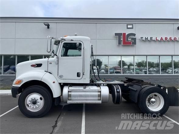 Peterbilt 337 Tahače