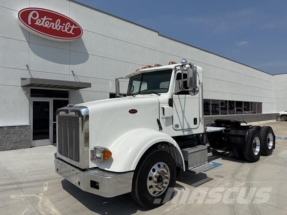 Peterbilt 367 Tahače