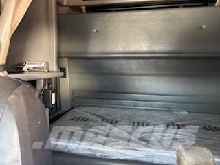 Peterbilt 379 Tahače