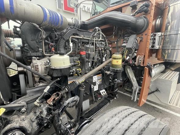 Peterbilt 389 Tahače