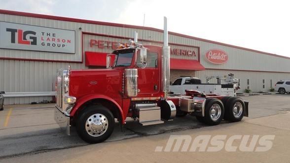 Peterbilt 389 Tahače