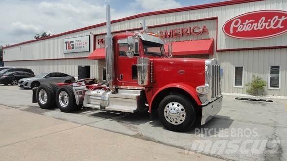 Peterbilt 389 Tahače
