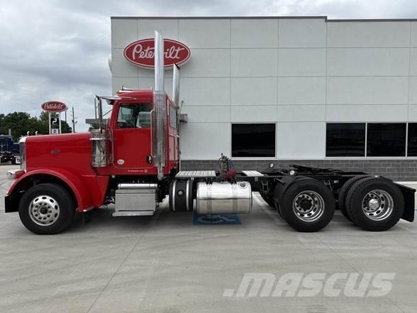 Peterbilt 389 Tahače