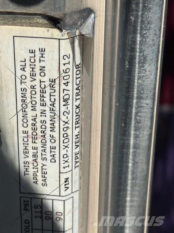 Peterbilt 389 Tahače