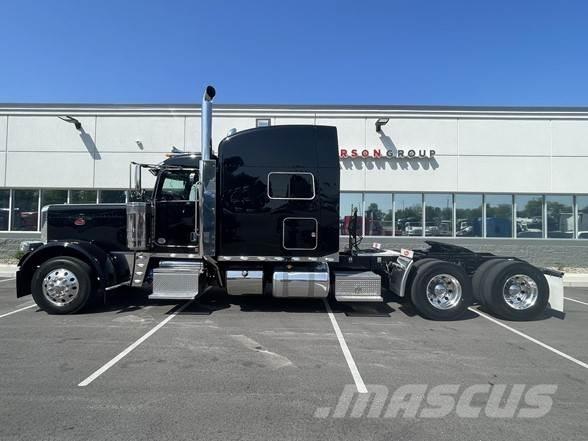 Peterbilt 389 Tahače