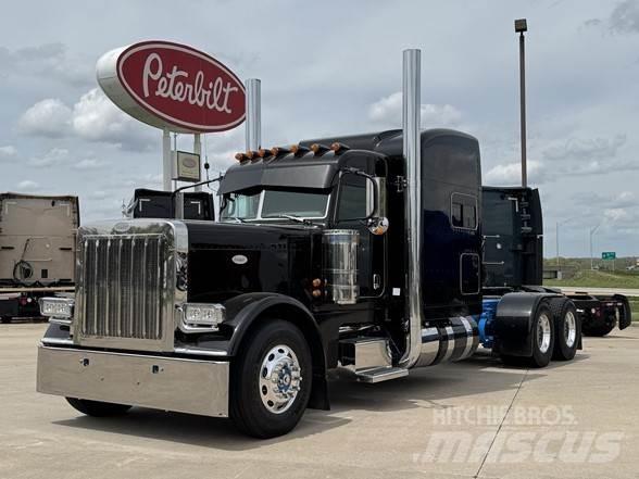 Peterbilt 389 Tahače