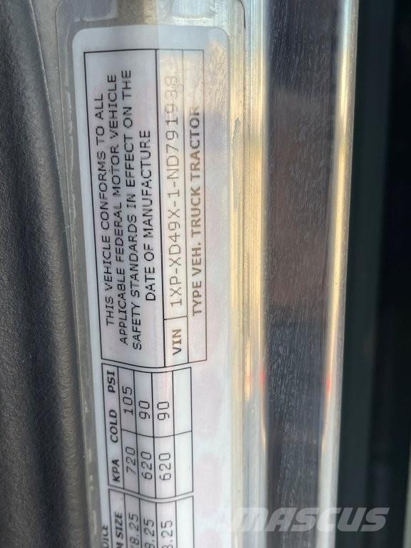 Peterbilt 389 Tahače