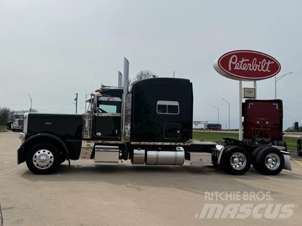 Peterbilt 389 Tahače