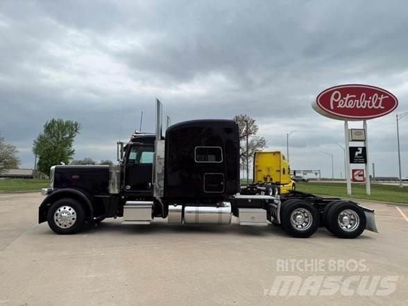 Peterbilt 389 Tahače