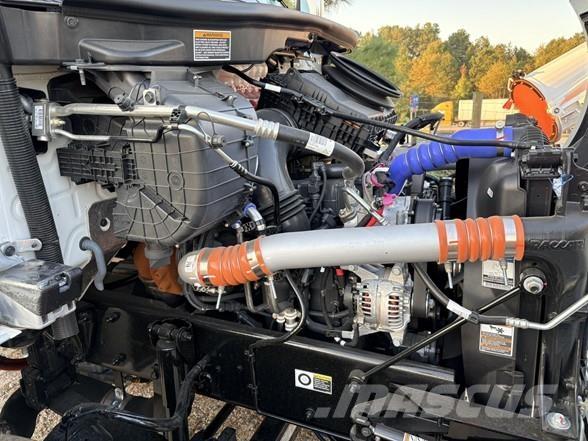 Peterbilt 537 Tahače