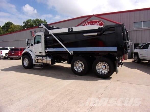 Peterbilt 548 Sklápěče