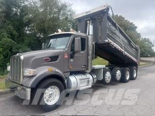 Peterbilt 567 Sklápěče