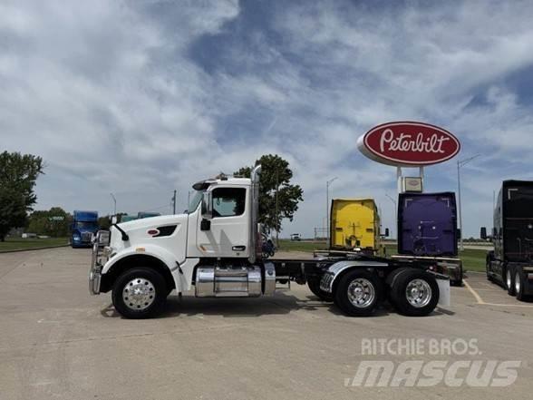 Peterbilt 567 Tahače