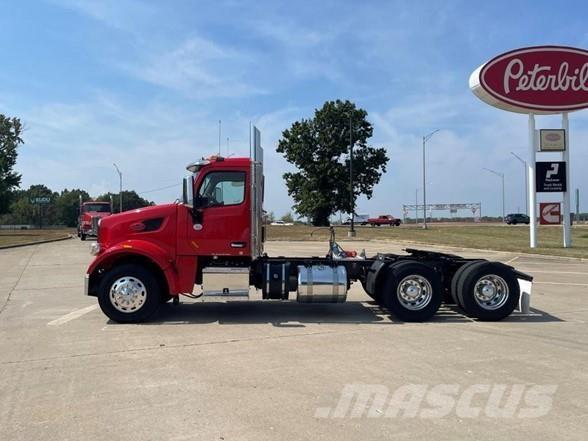 Peterbilt 567 Tahače