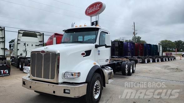 Peterbilt 567 Nákladní vozidlo bez nástavby