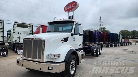 Peterbilt 567 Nákladní vozidlo bez nástavby
