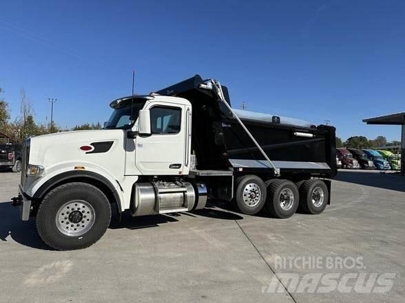 Peterbilt 567 Sklápěče