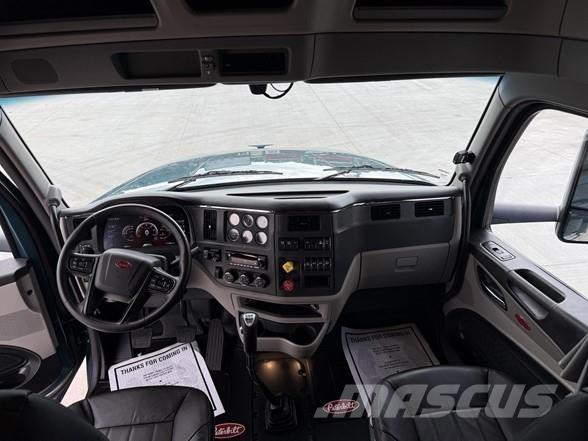 Peterbilt 567 Tahače