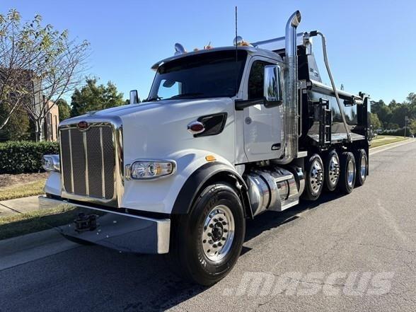 Peterbilt 567 Sklápěče