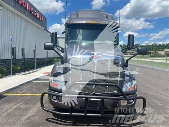 Peterbilt 579 Tahače