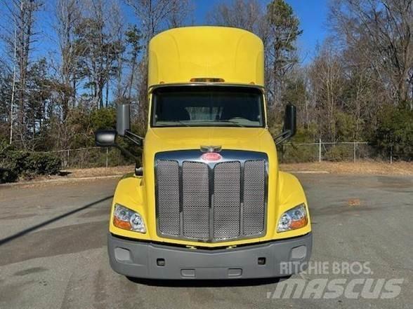 Peterbilt 579 Tahače