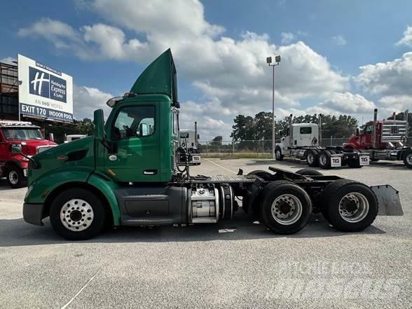 Peterbilt 579 Tahače
