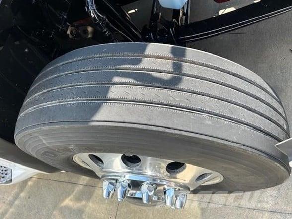 Peterbilt 579 Tahače