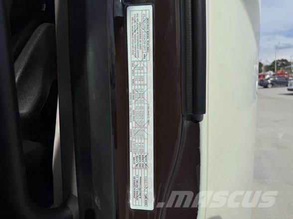 Peterbilt 579 Tahače