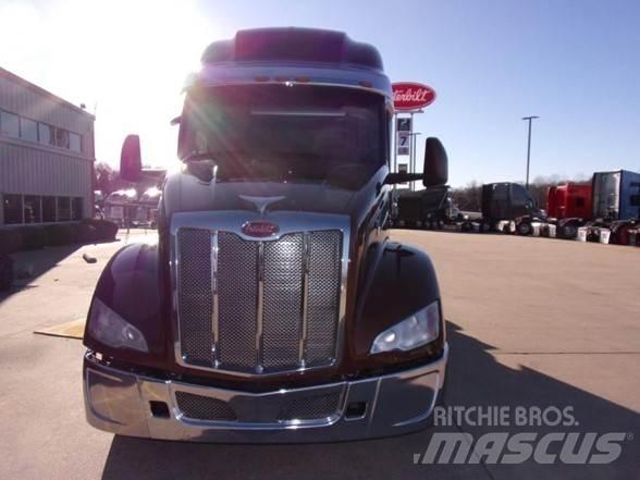 Peterbilt 579 Tahače