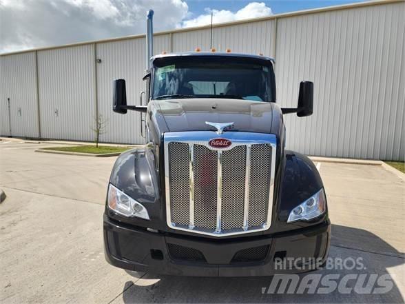 Peterbilt 579 Tahače