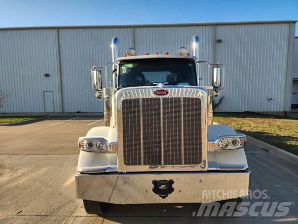 Peterbilt 589 Tahače