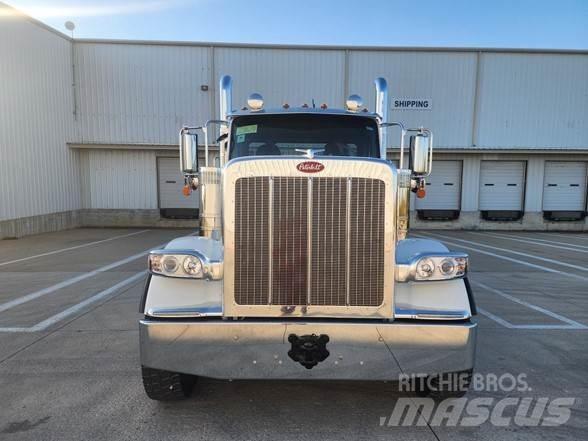 Peterbilt 589 Tahače