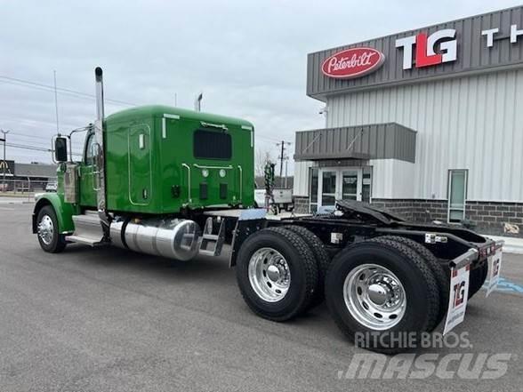 Peterbilt 589 Tahače