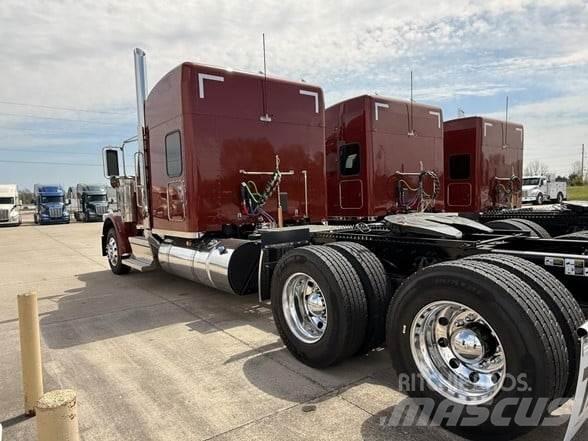 Peterbilt 589 Tahače