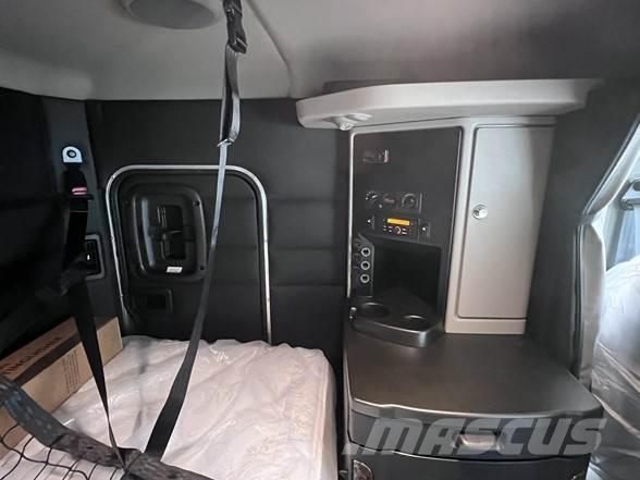 Peterbilt 589 Tahače