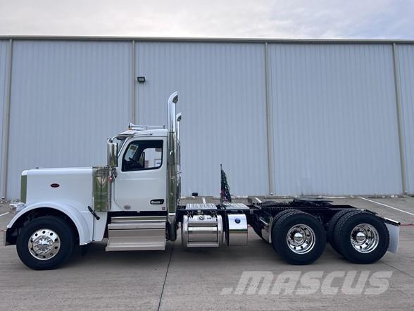 Peterbilt 589 Tahače